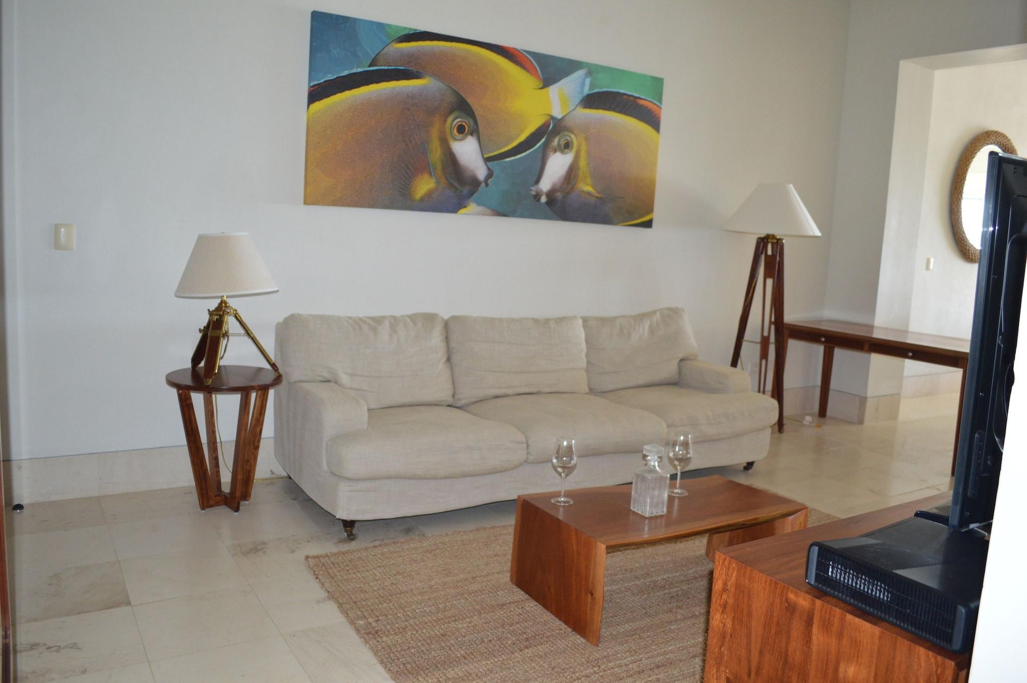 Okol Paraiso By Riviera